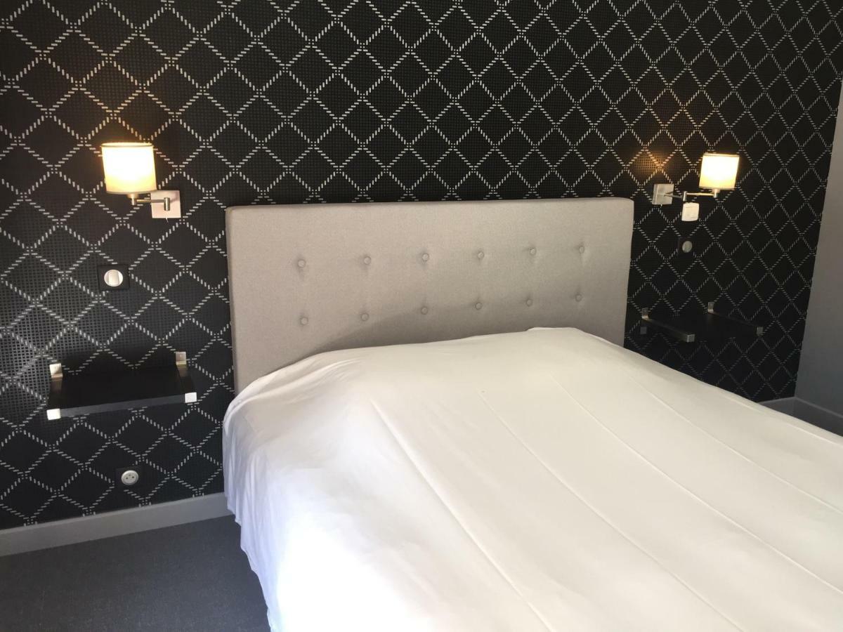 Dans Les Vignes Hotel Chamery Ruang foto
